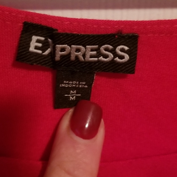 NWOT Layered Express Top - Picture 2 of 4